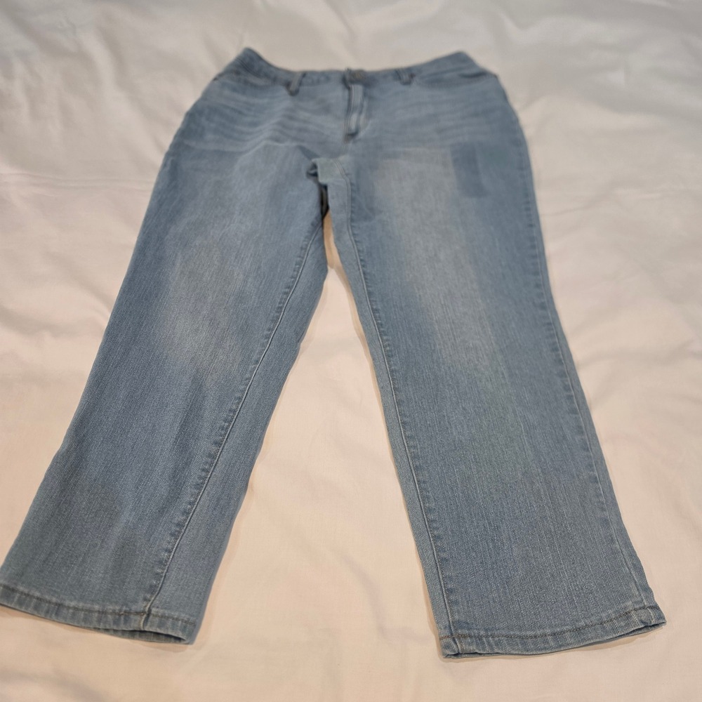No Boundaries Straight Leg Jeans Women 11 Light Wash Blue Excellent High Rise